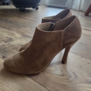 Nina booties size 9.5